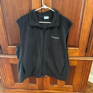Columbia Black Vest XXL